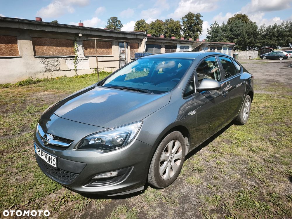 Opel Astra 1.6 Enjoy - 1
