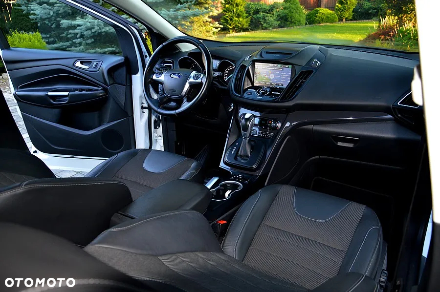 Ford Kuga 2.0 TDCi 4x4 Individual - 26
