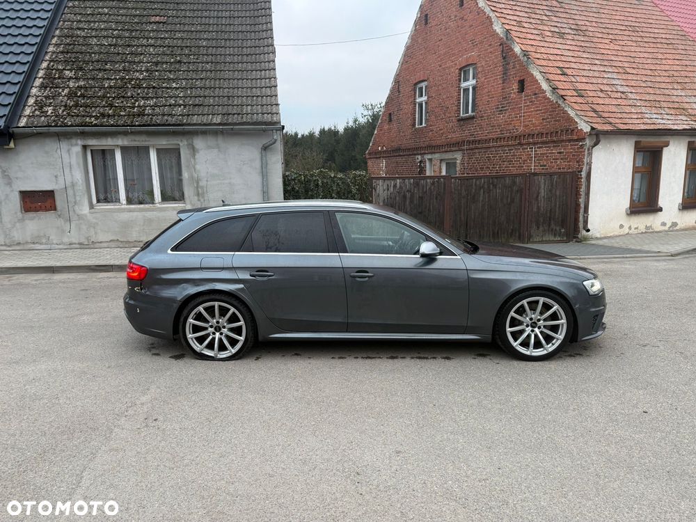 Audi RS4 Avant Avant S tronic - 7