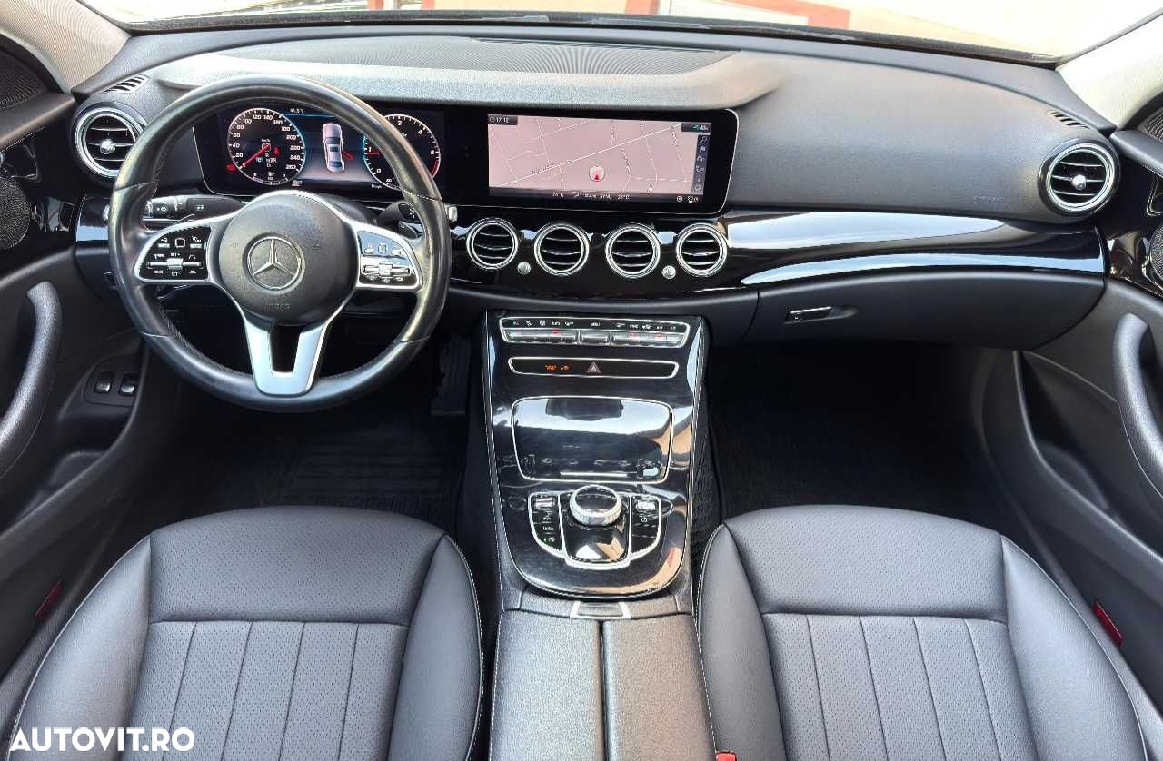 Mercedes-Benz E - 26