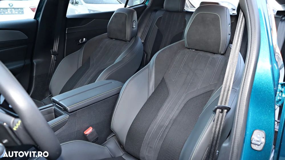 Peugeot 408 PureTech 130 EAT8 GT - 17