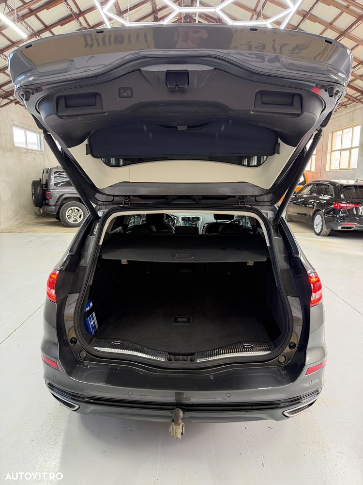 Ford Mondeo 2.0 TDCi Titanium - 24