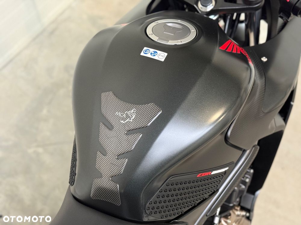 Honda CBR - 21