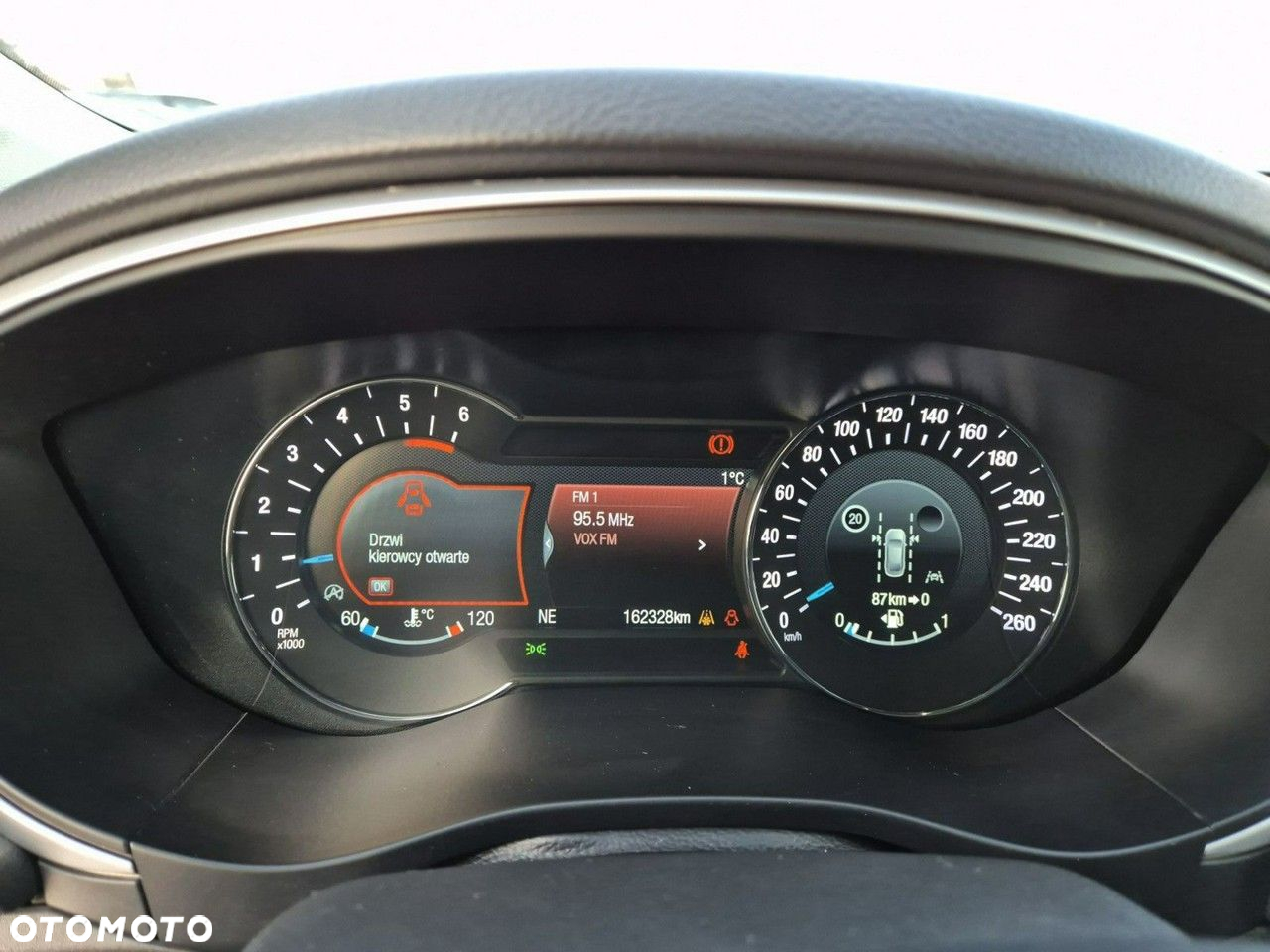 Ford Mondeo - 16