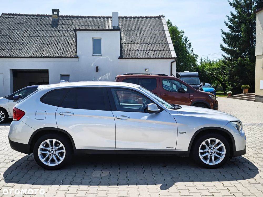 BMW X1 sDrive18i - 36