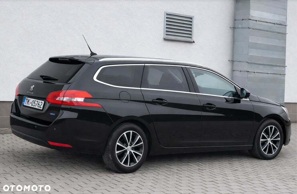 Peugeot 308 1.6 BlueHDi Allure S&S - 5