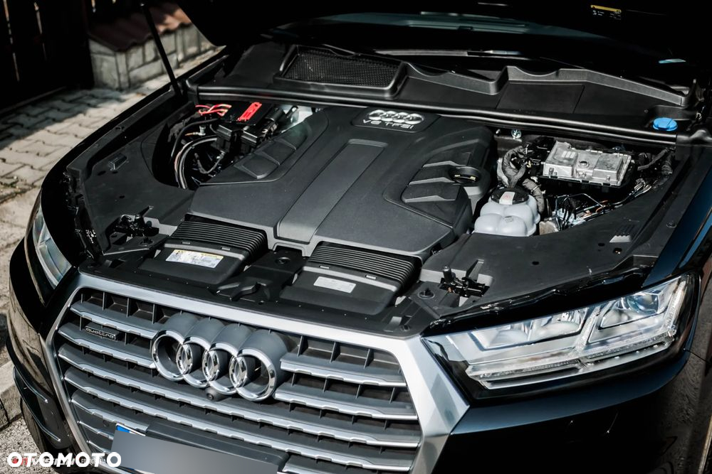Audi Q7 3.0 TFSI Quattro Tiptronic - 7