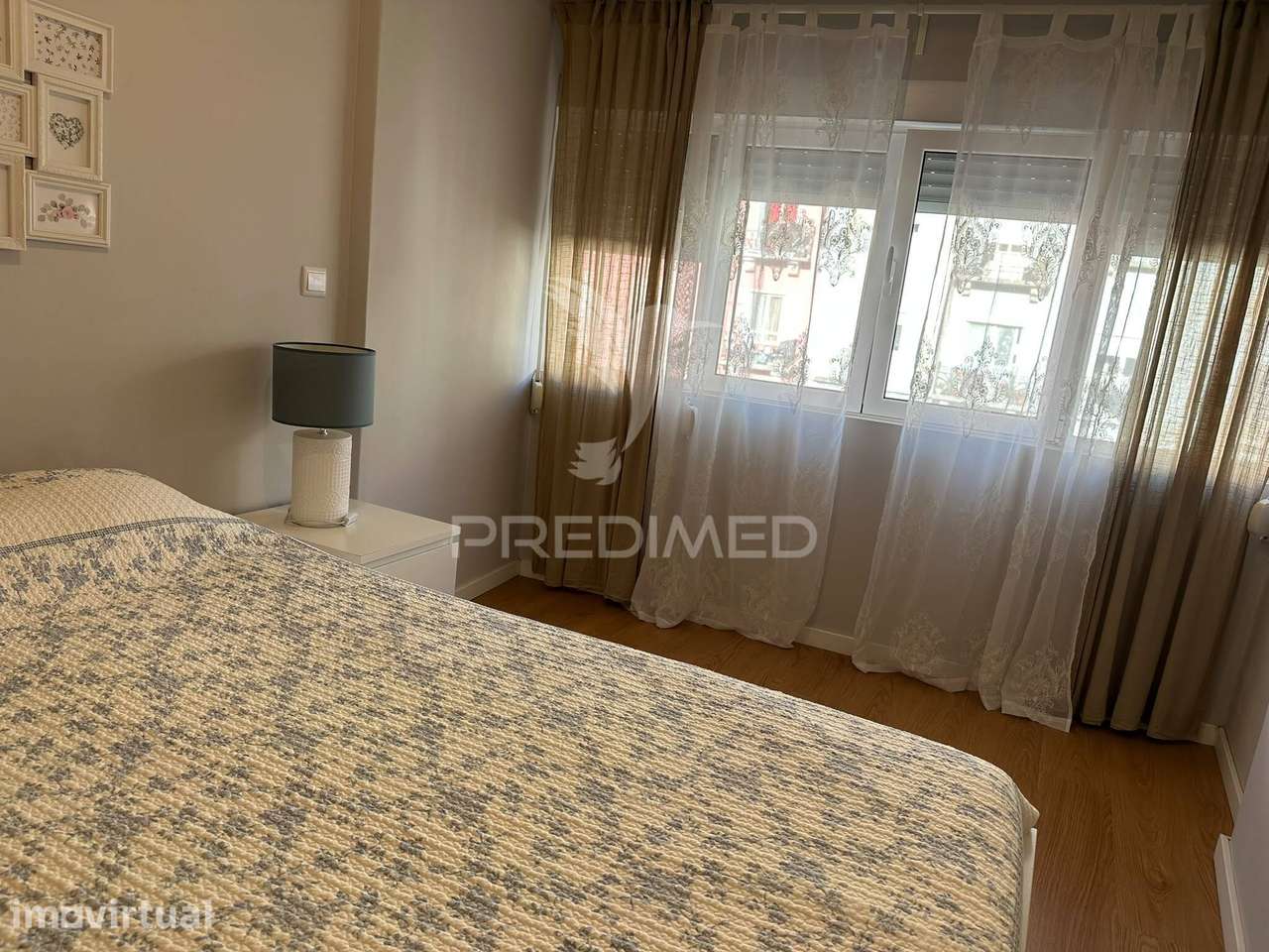 Apartamento T2 Totalmente Remodelado em Queluz - Grande imagem: 2/17