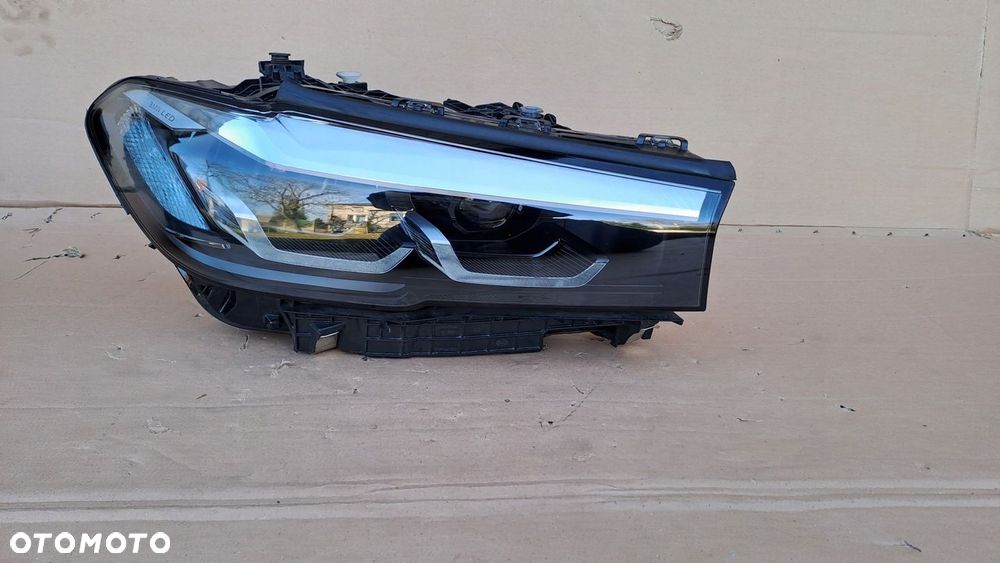 BMW G30 G31 Led Lift LCI PRAWA LAMPA 5a26fa4-02 UŻYWANA - 1