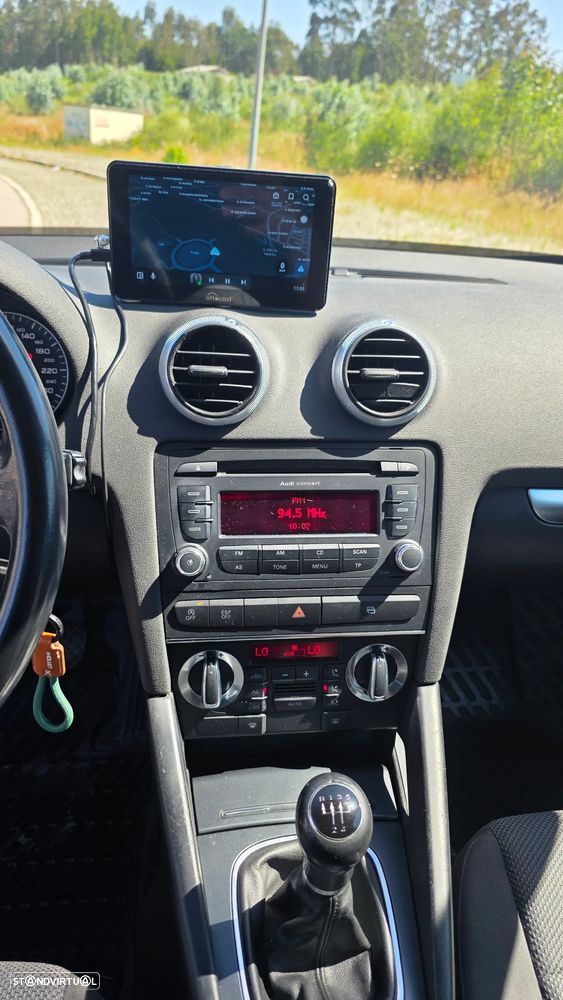 Audi A3 Sportback 1.6 TDI Attraction - 2