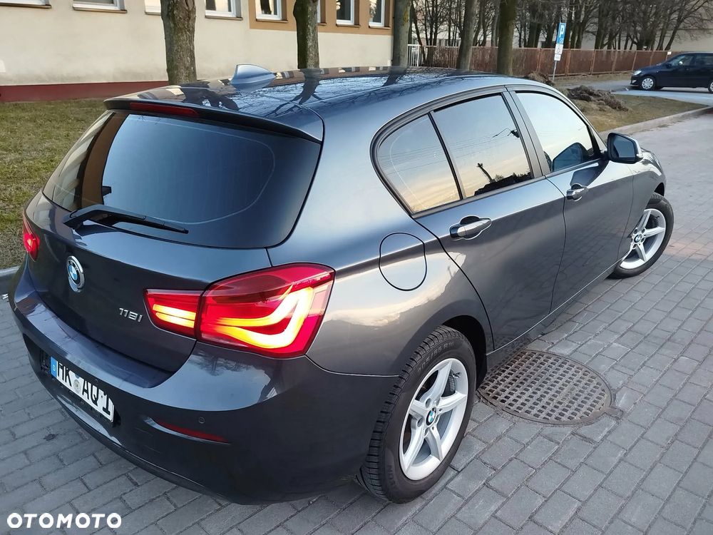 BMW Seria 1 118i Sport Line - 21