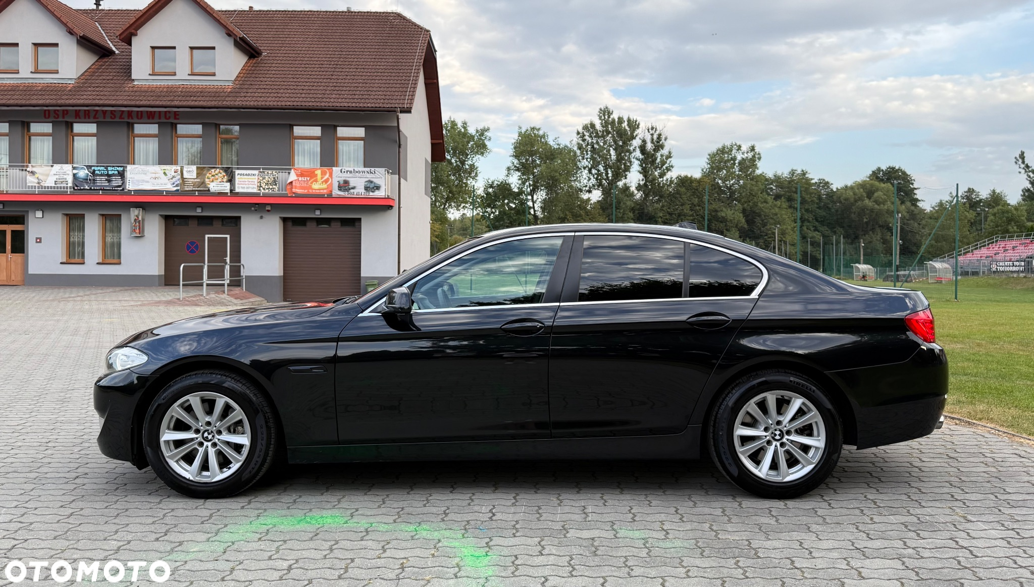BMW Seria 5 525d Sport-Aut - 9