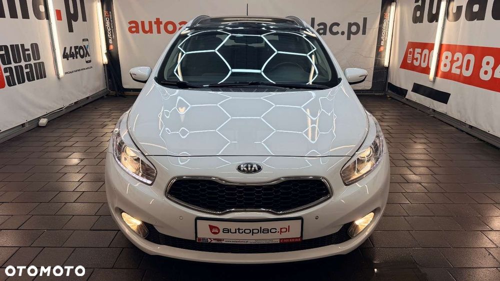 Kia Ceed 2013 photo 3