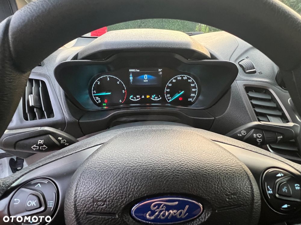 Ford Transit Connect - 22