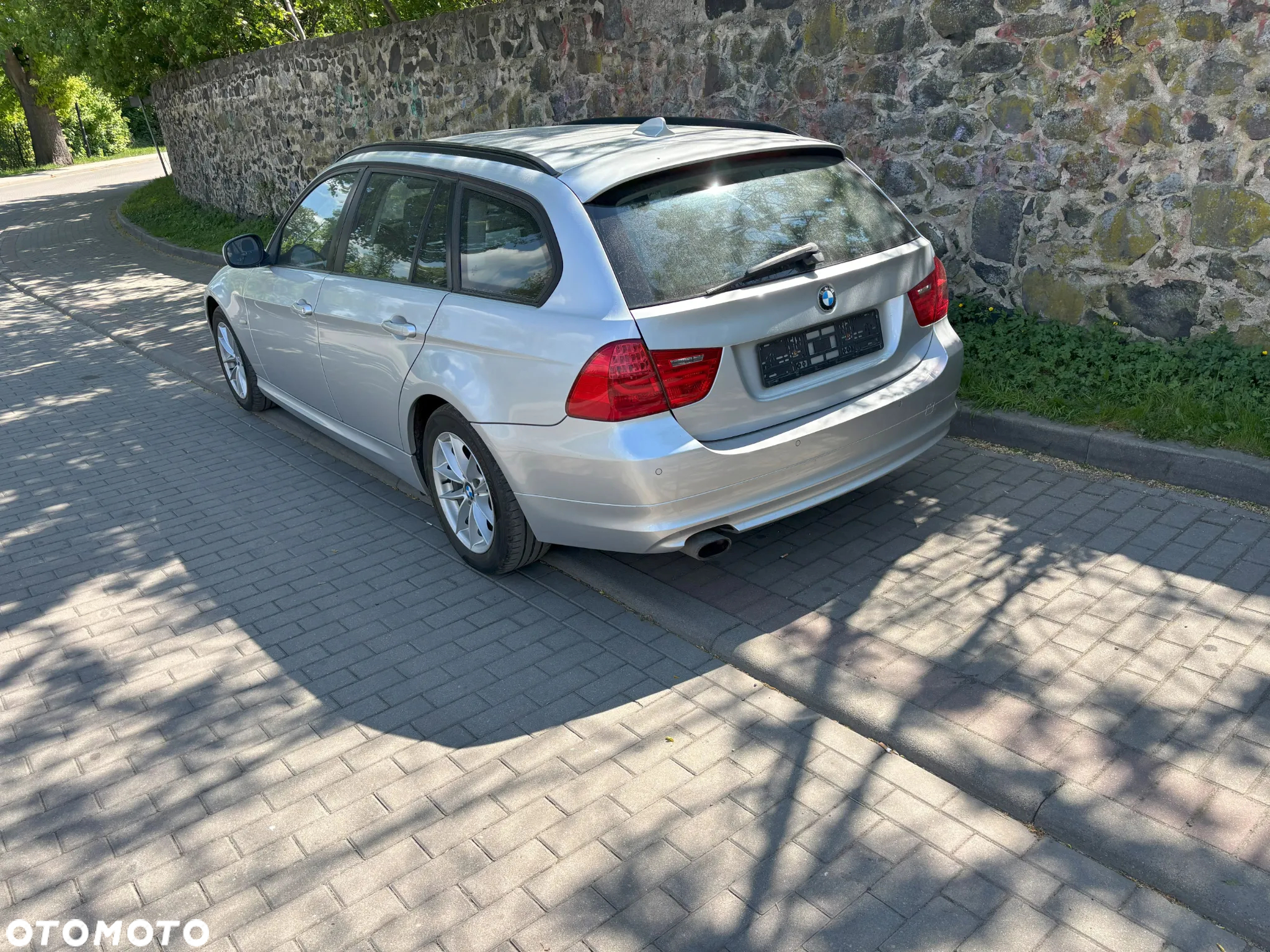 BMW Seria 3 320d DPF Touring - 2