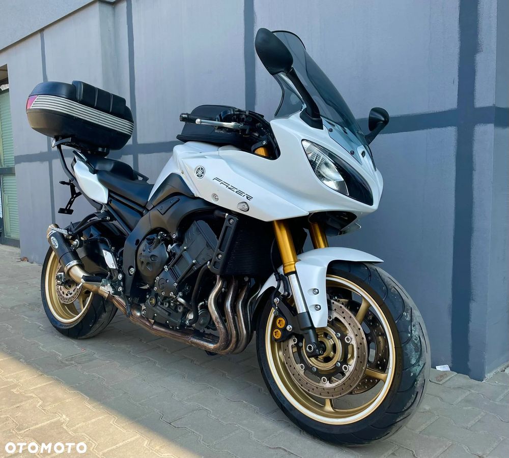 Yamaha FZ8 - 1
