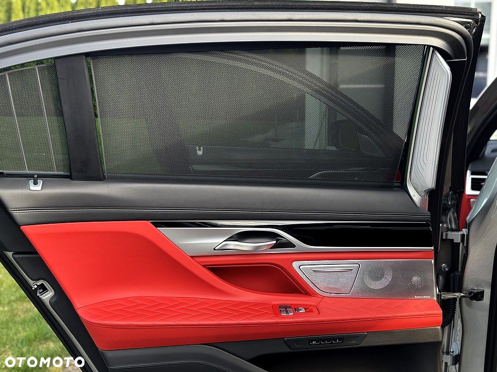 BMW Seria 7 750Ld xDrive sport - 20