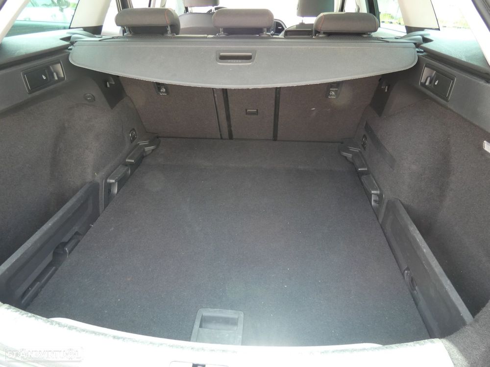 SEAT Leon ST 2.0 TDI FR DSG - 44