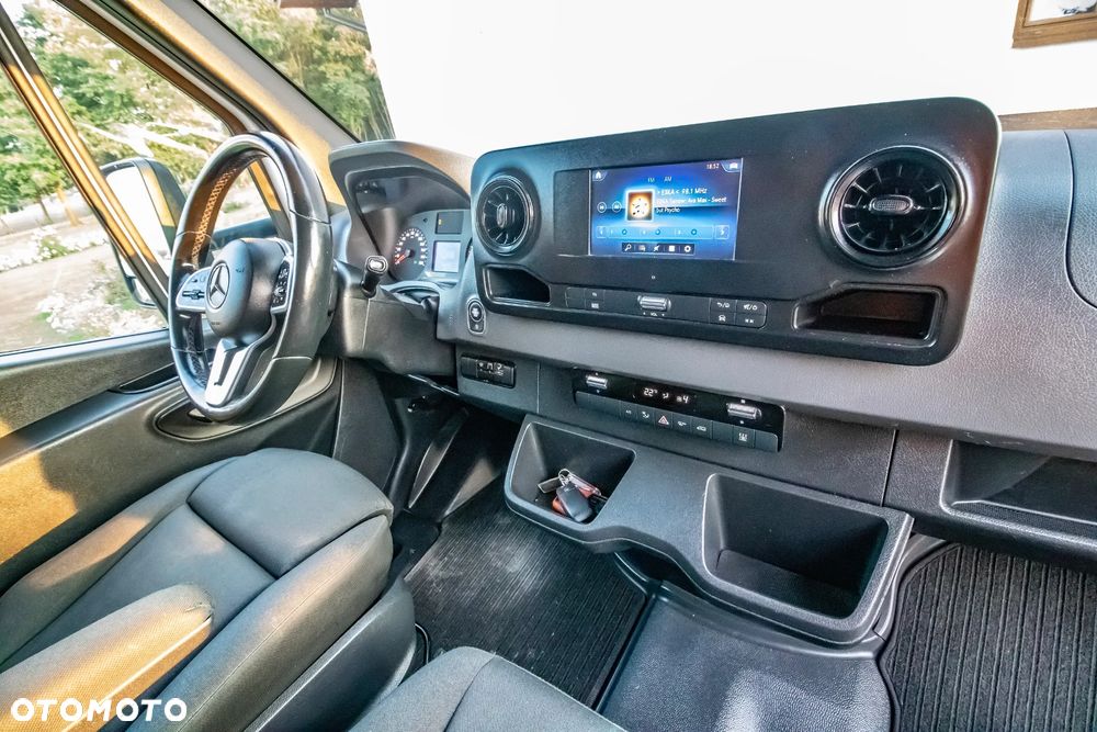 Mercedes-Benz Sprinter 516 - 26