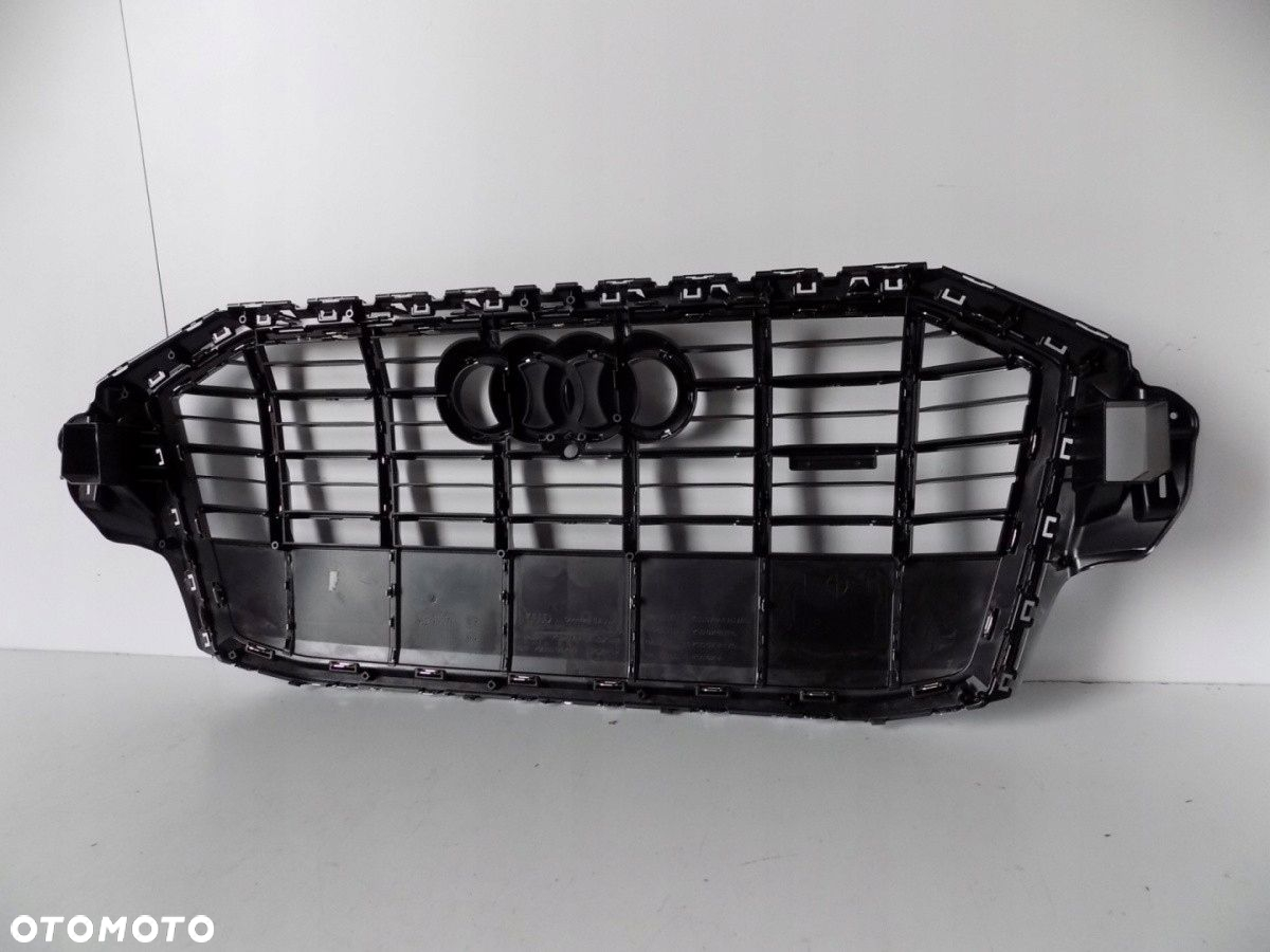 Audi Q7 4M Grill / Atrapa / Kamera - 10526 - 6