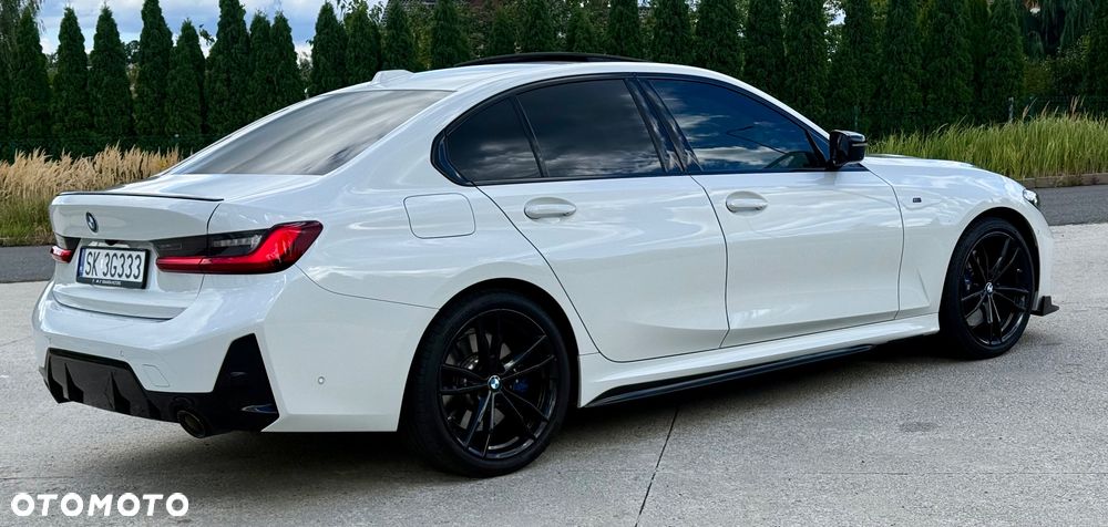 BMW Seria 3 330i M Sport sport - 11