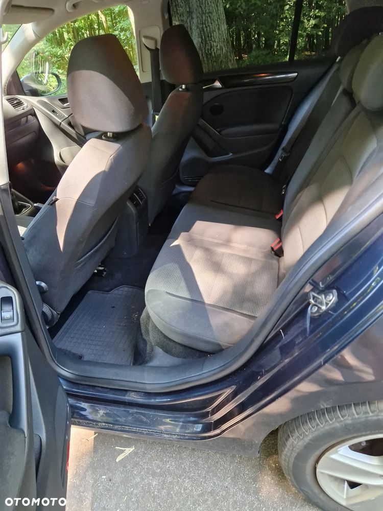 Volkswagen Golf 1.6 TDI Comfortline - 6