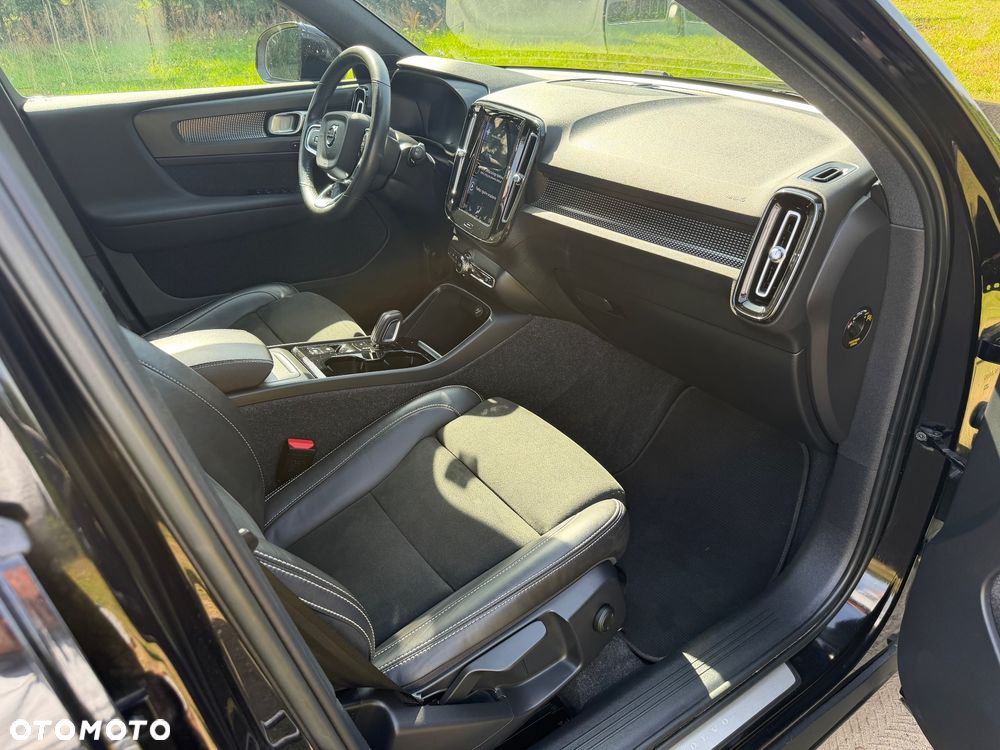 Volvo XC 40 T3 Geartronic RDesign - 14