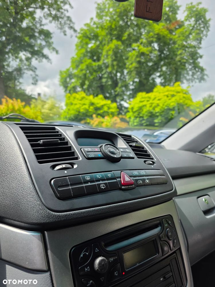 Mercedes-Benz Viano 2.2 CDI Trend - 19