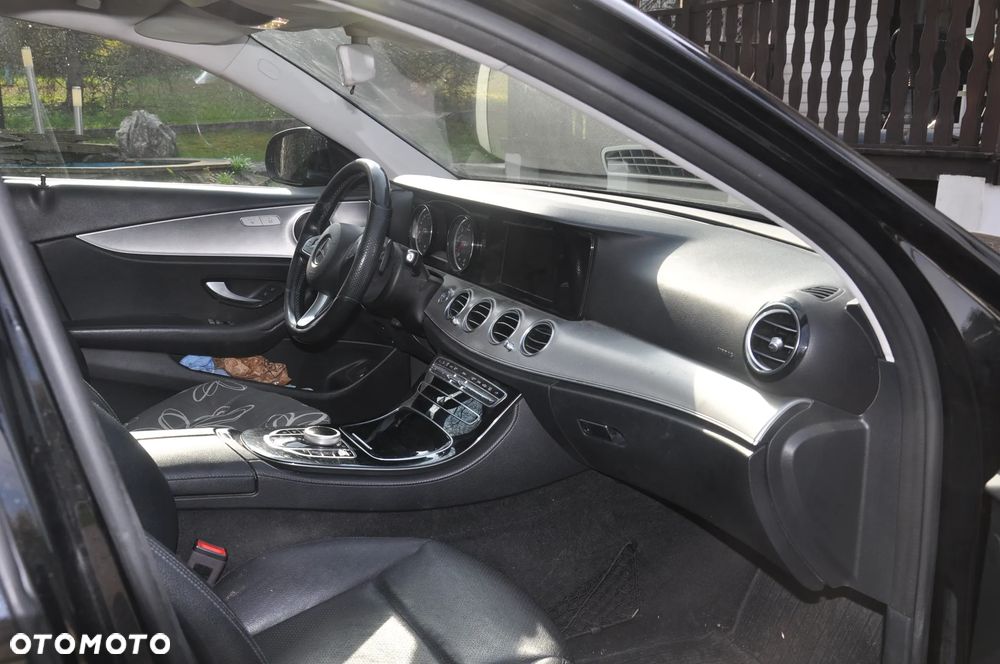 Mercedes-Benz Klasa E 200 d 9G-TRONIC - 5