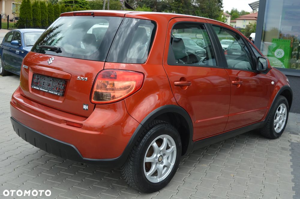 Suzuki SX4 1.5 Streetline 4x2 Classic - 12