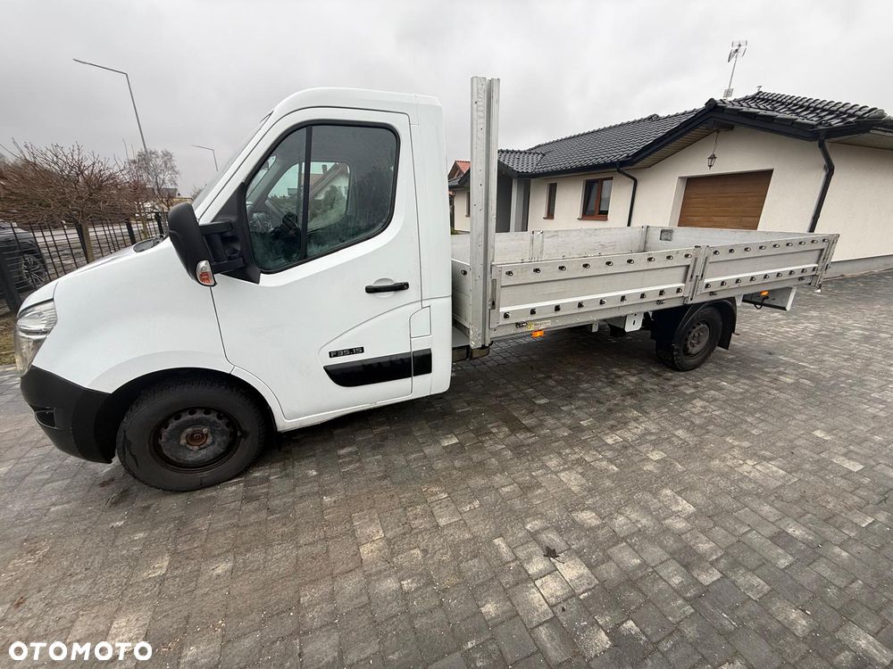 Nissan NV400 - 4