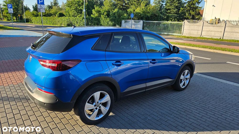 Opel Grandland X 1.2 T GPF Design&Tech S&S - 23