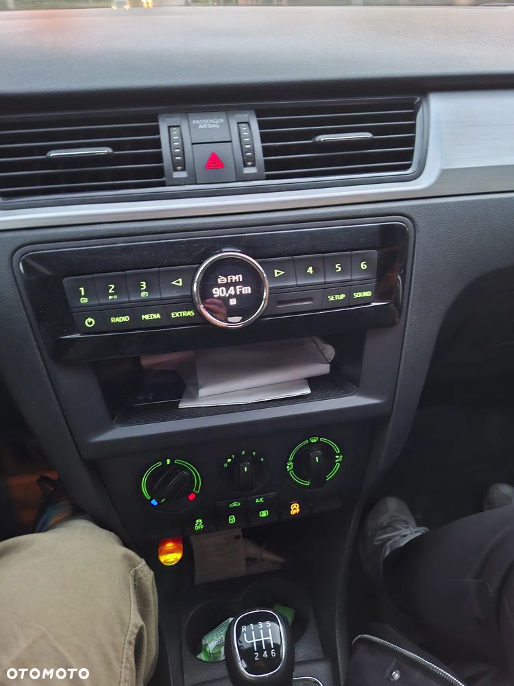 Skoda RAPID 1.2 TSI Active - 3