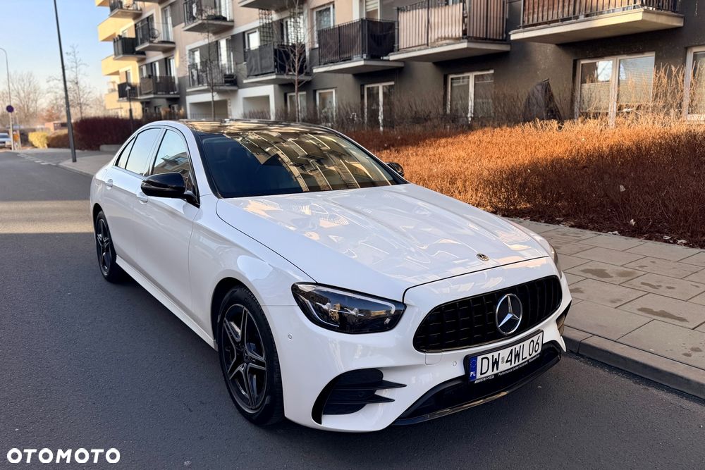 Mercedes-Benz Klasa E 220 d 4-Matic AMG - 1