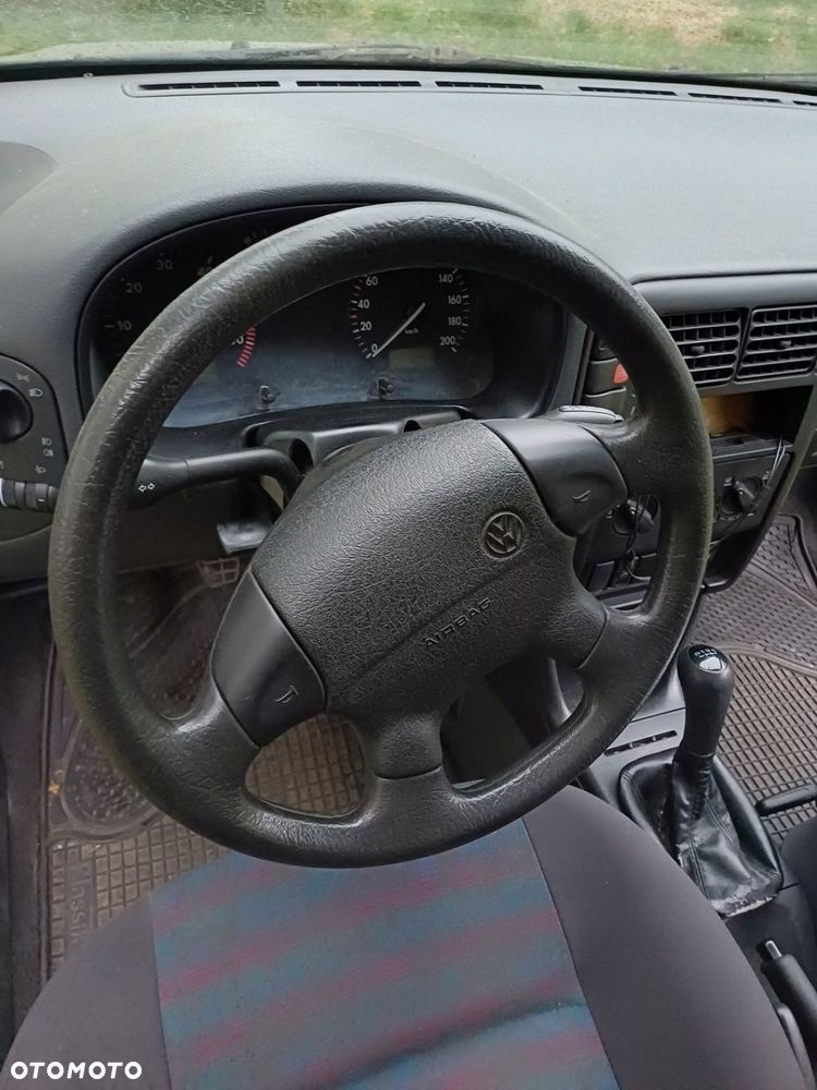 Zderzak przedni blacha górna dół volkswagen polo 6n1 1996r Foto 1.4 8v - 5