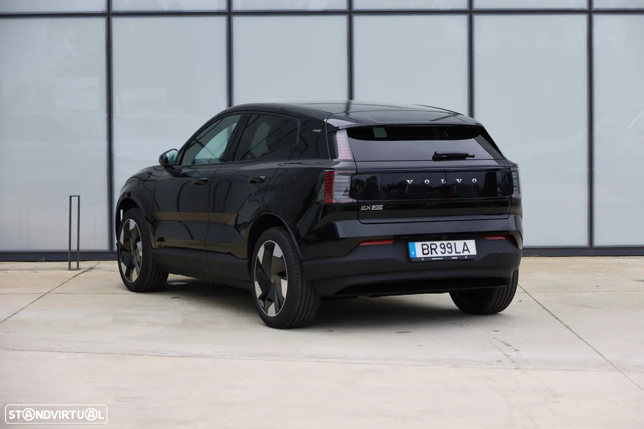 Volvo EX30 69 kWh Single Motor Extended Range Plus - 3