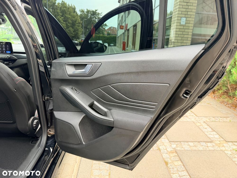 Ford Focus - 26