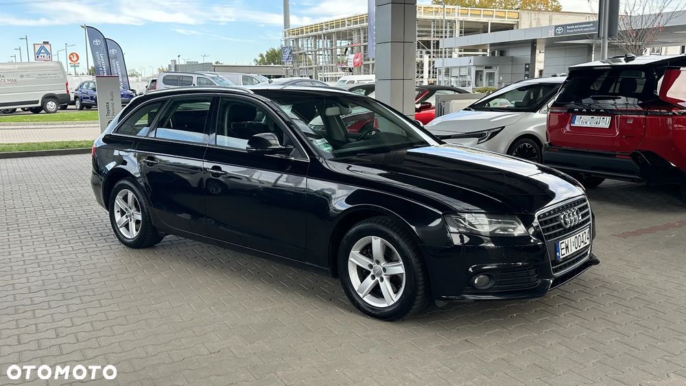 Audi A4 Avant - 10