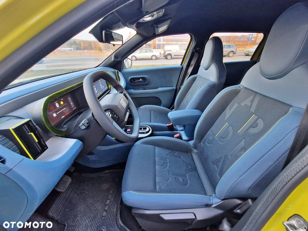 Fiat Grande Panda ver-1-2-mhev-icon-edct - 7