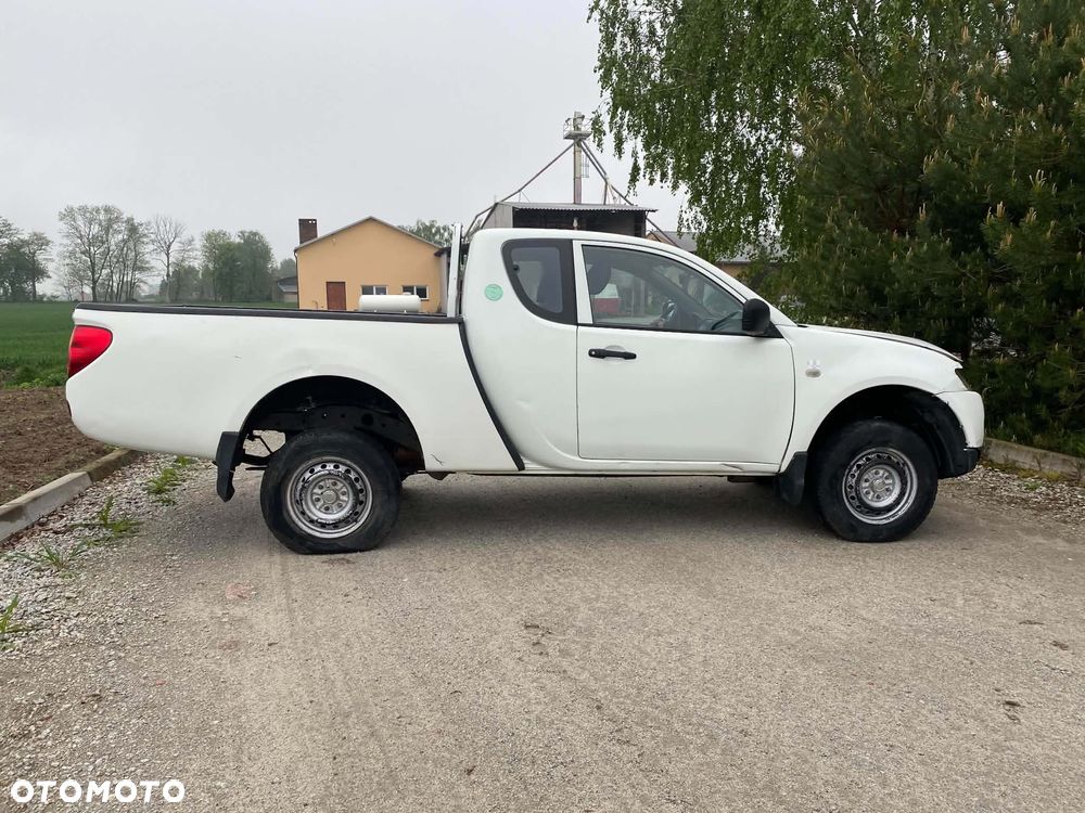 Mitsubishi L200 - 9
