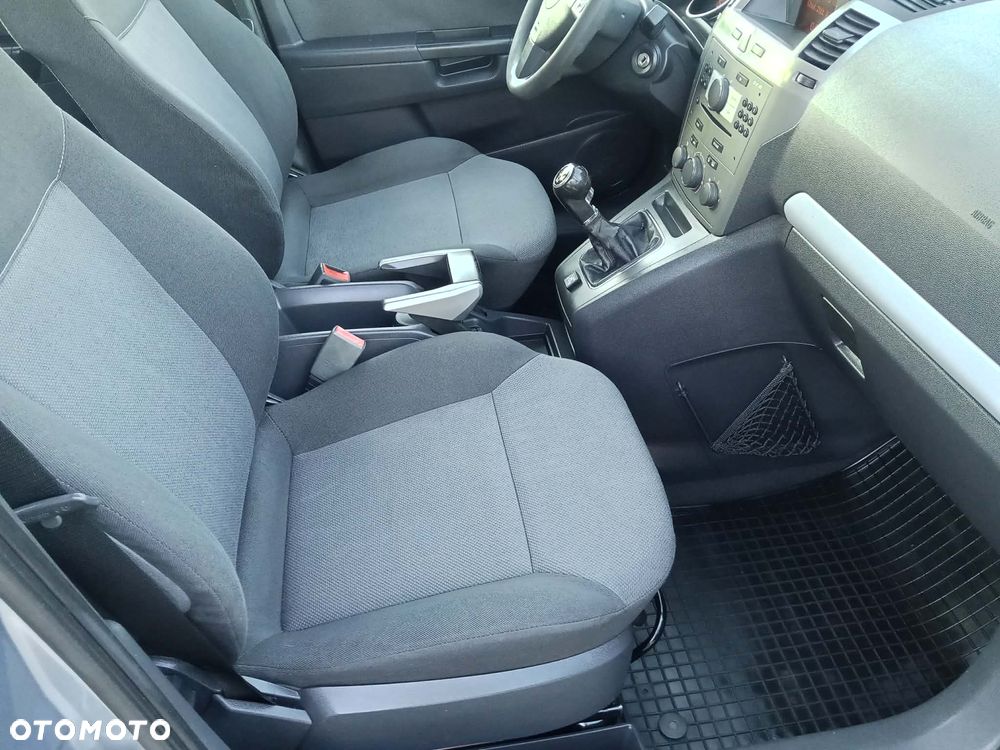 Opel Zafira 1.6 Edition - 30