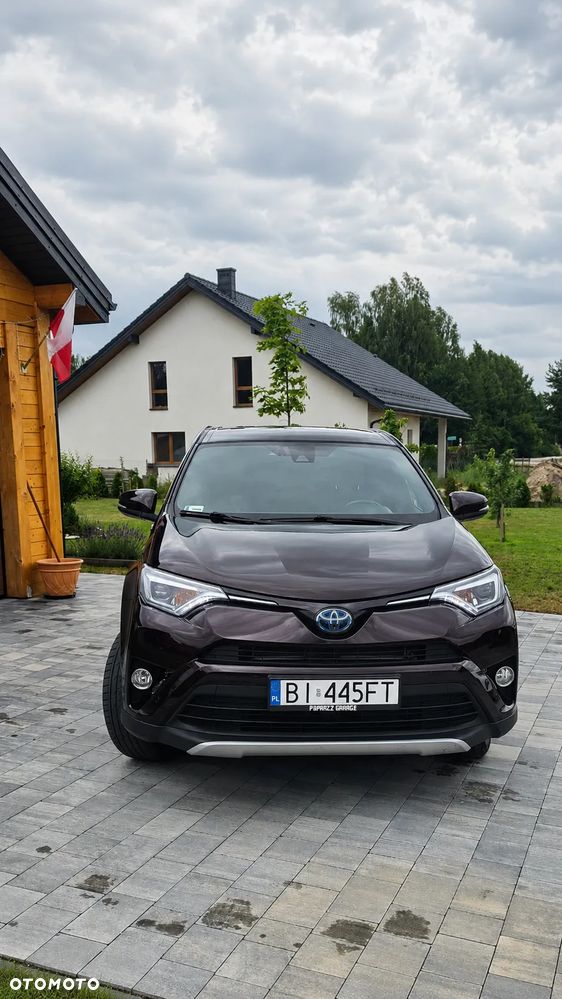 Toyota RAV4 - 6