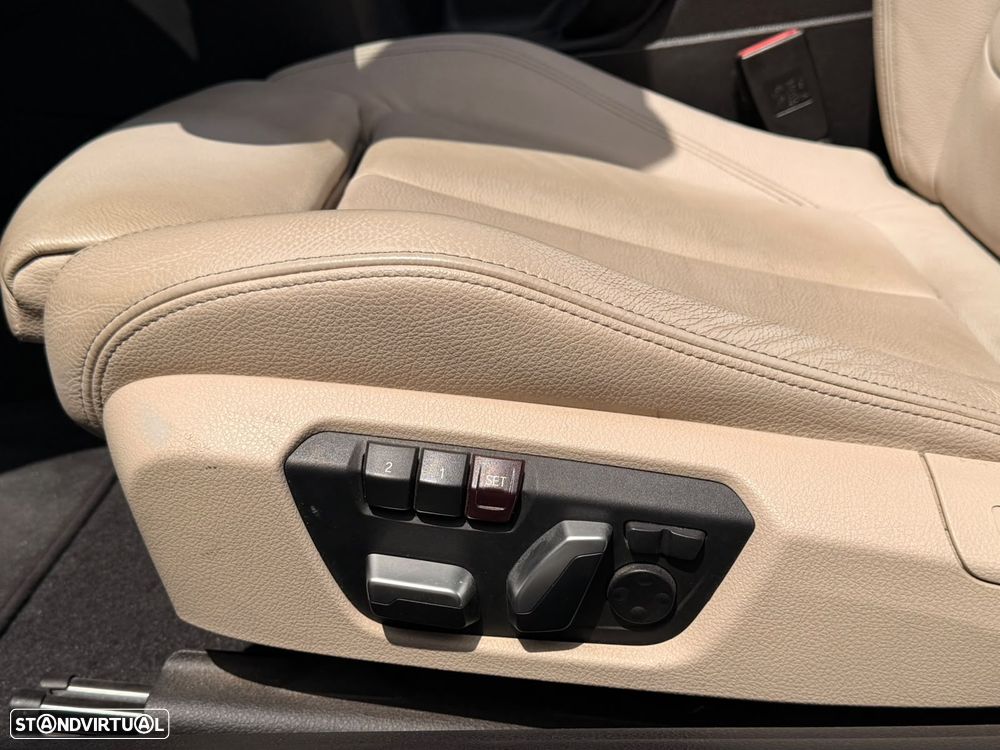 BMW 220 d Cabrio Pack M Auto - 10