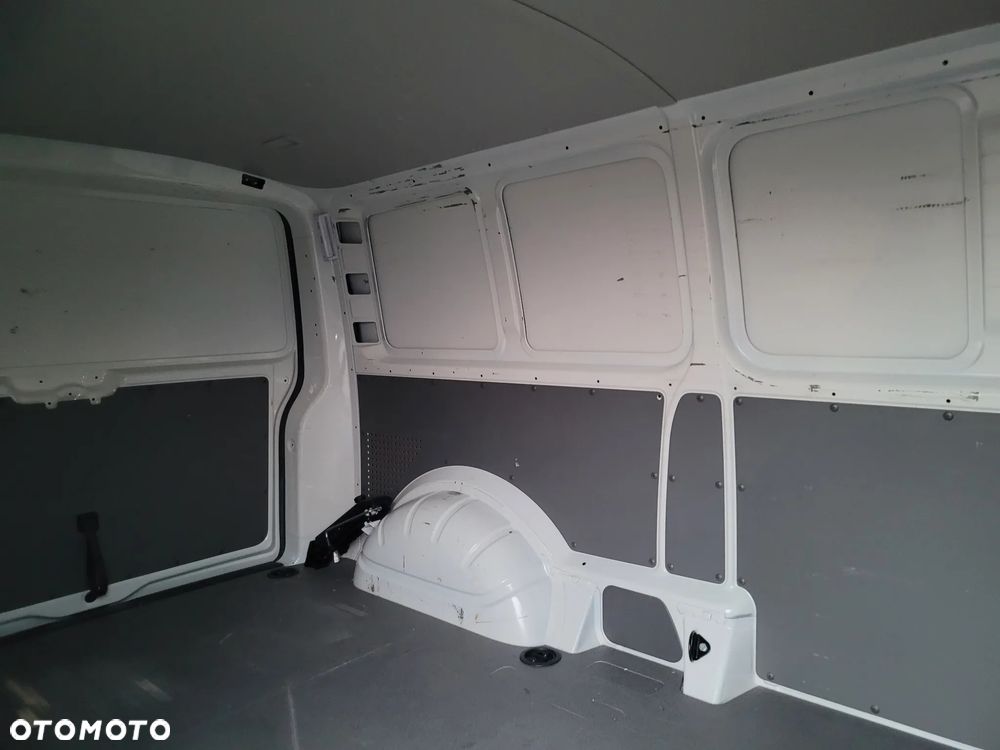 Volkswagen Transporter T6.1 - 26