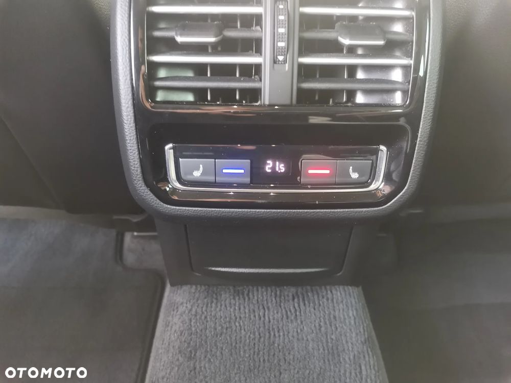 Volkswagen Passat 2.0 TDI BMT Highline - 15