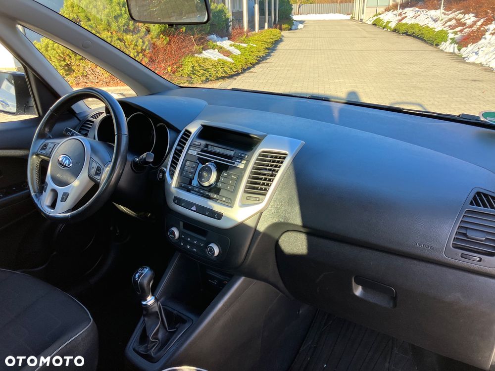 Kia Venga 1.4 CVVT ISG Dream Team Edition - 11