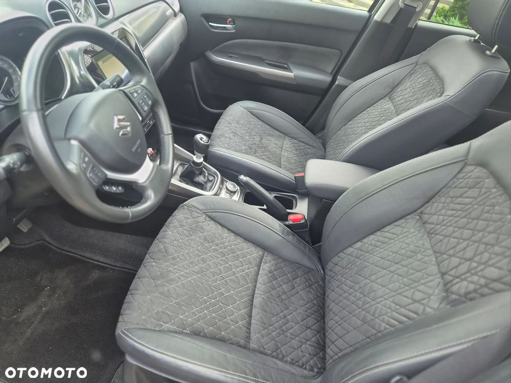 Suzuki Vitara 1.4 Boosterjet Hybrid Allgrip Comfort - 15