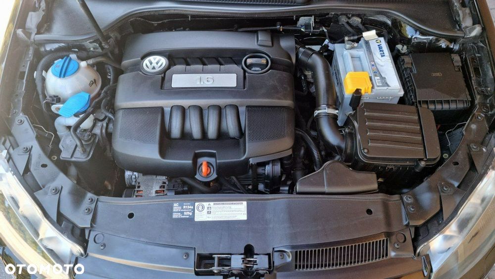 Volkswagen Golf - 10