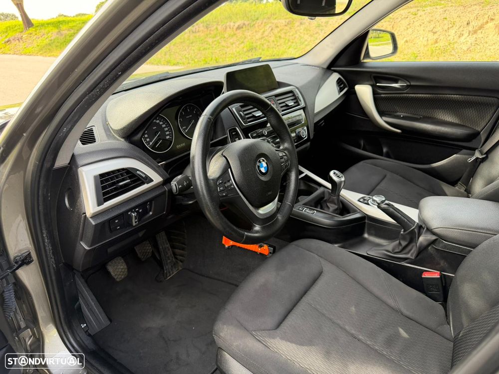 BMW 116 d EfficientDynamics Edition Sport Line - 12