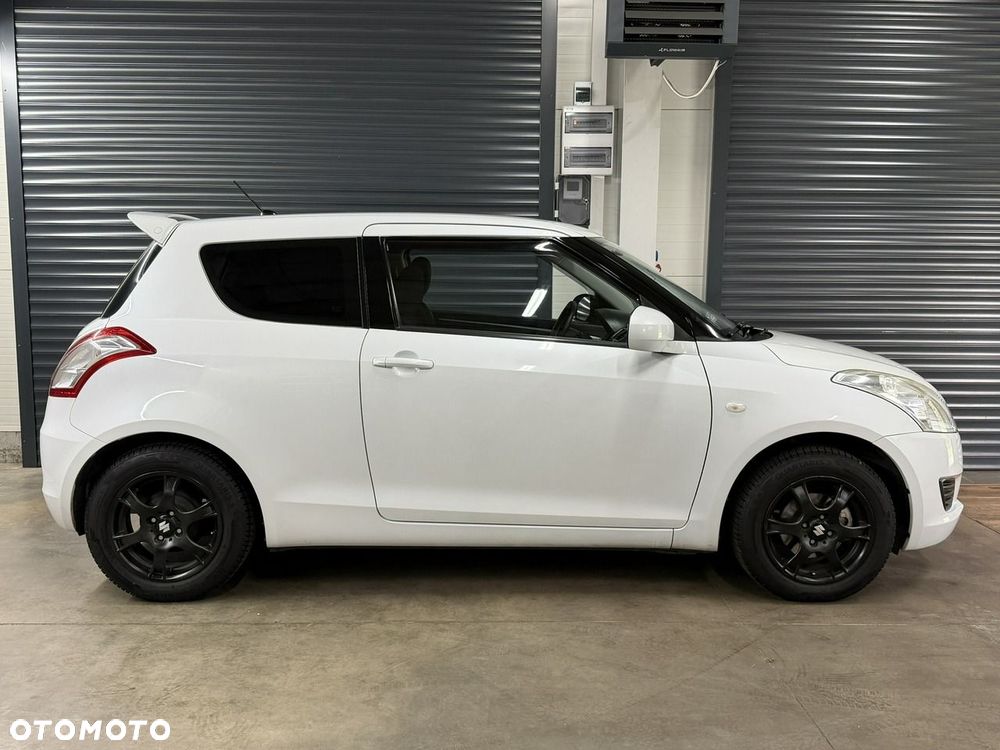 Suzuki Swift - 8